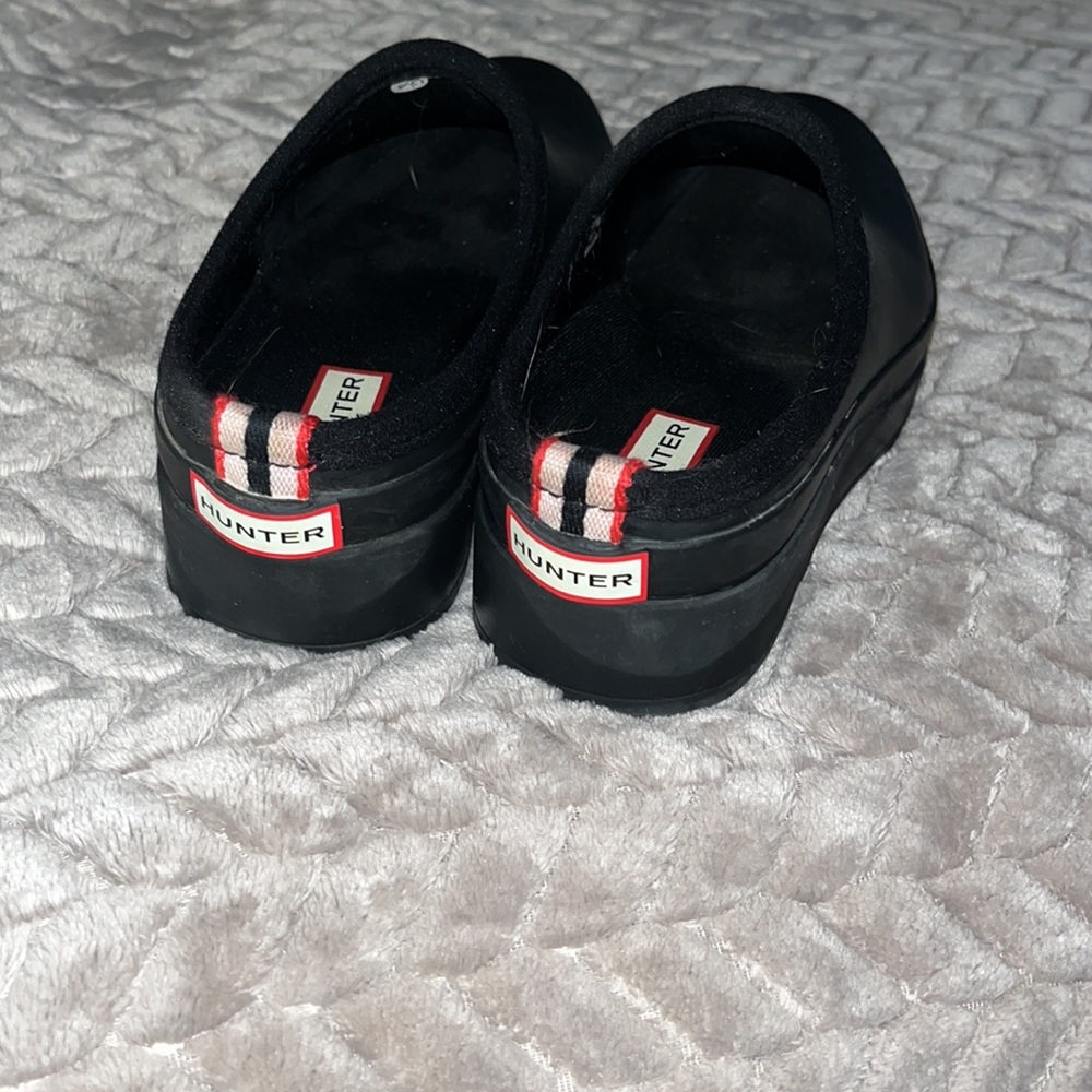 Hunter Clogs - image 3